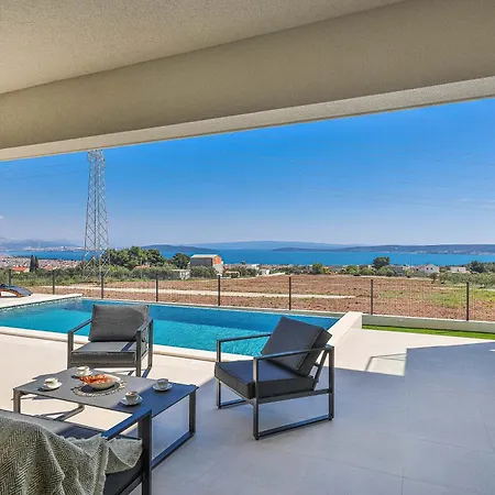 Villa Luxury Sunlife With Pool Kaštel Novi