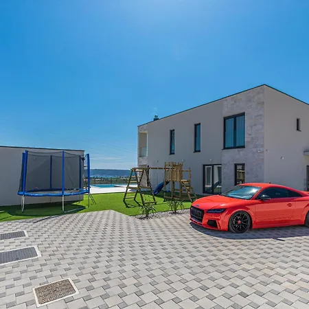 Luxury Sunlife With Pool Villa Kaštel Novi