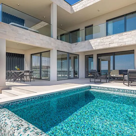 Villa Luxury Sunlife With Pool