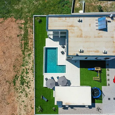 Luxury Sunlife With Pool Villa Kastel Novi